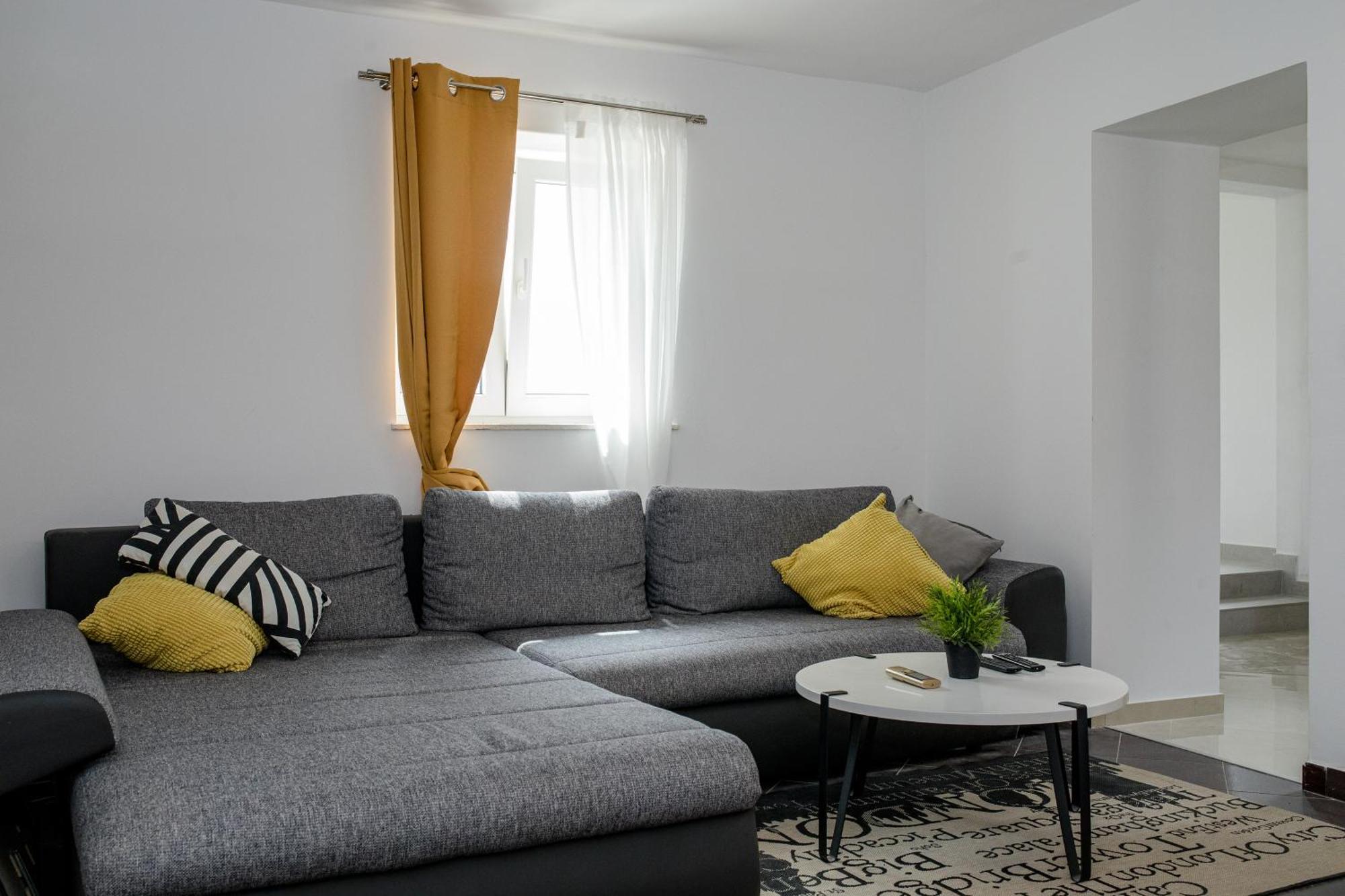 Villa Silente 수페타르스카 드라가 외부 사진